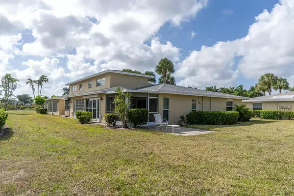 Delray Beach, FL 33484,13572 Via Flora C