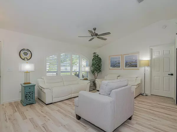 Sebastian, FL 32958,1732 Sunrise LN