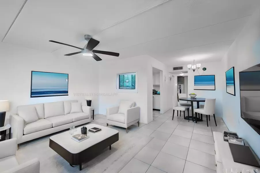 400 W Village Green 216 CIR 216, Palm Springs, FL 33461