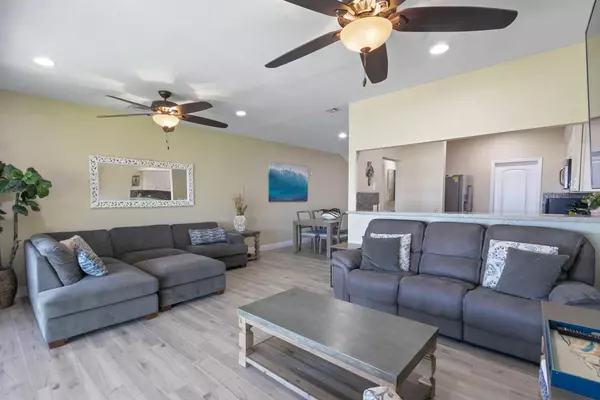 Lantana, FL 33462,316 N Lake DR