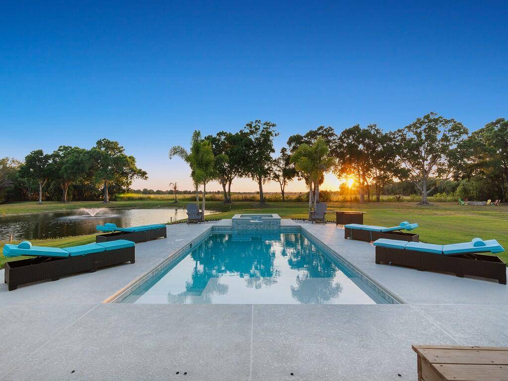 Vero Beach, FL 32968,1735 SW Covey Run CT
