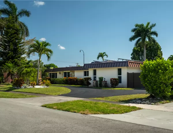 Plantation, FL 33317,20 W Tropical WAY