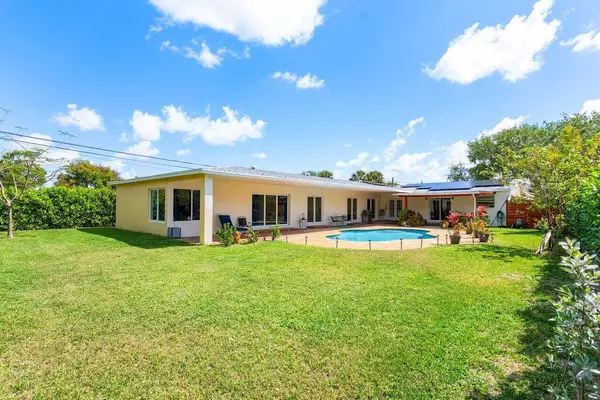 1650 NE 3rd AVE, Delray Beach, FL 33444