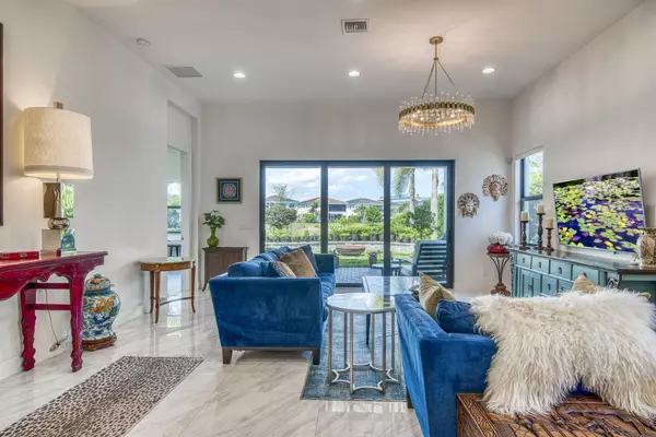 Palm Beach Gardens, FL 33418,13701 Artisan CIR