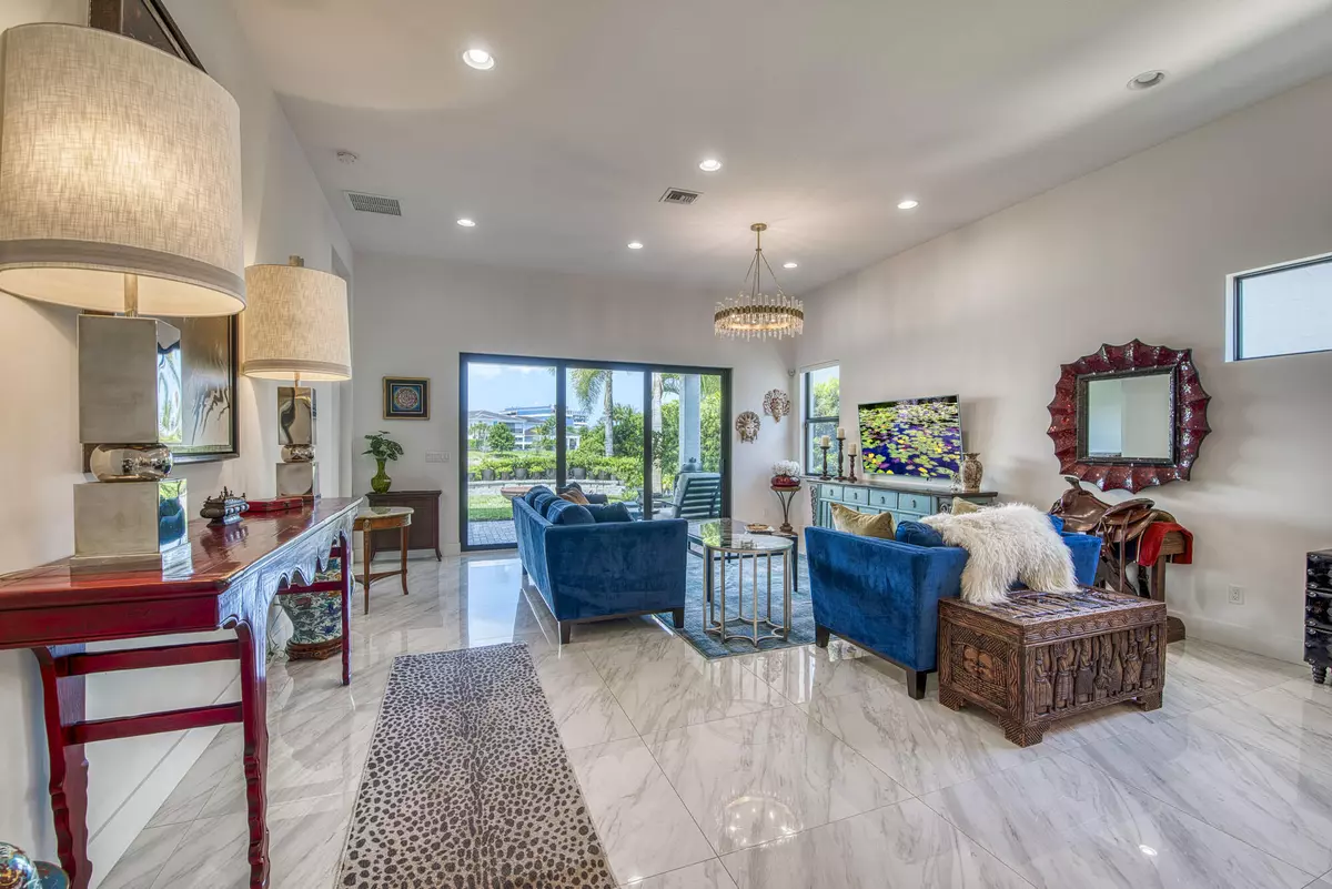 Palm Beach Gardens, FL 33418,13701 Artisan CIR