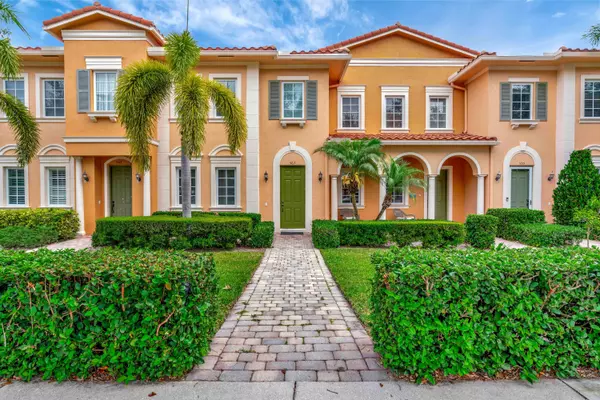 563 Dakota DR, Jupiter, FL 33458