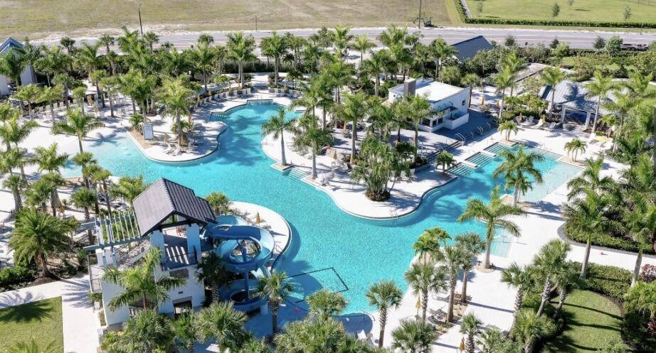 5406 Empire DR, The Acreage, FL 33470