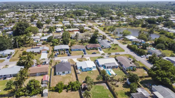 Stuart, FL 34997,2267 SE Monroe ST
