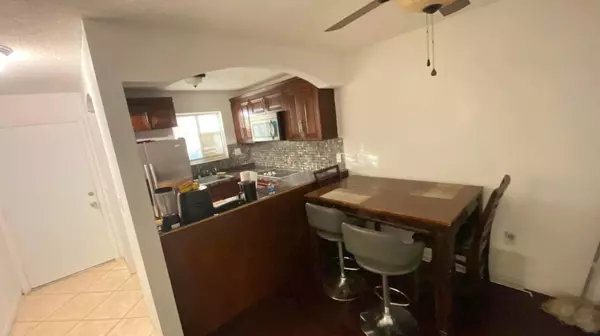 West Palm Beach, FL 33415,6074 Forest Hill BLVD 208