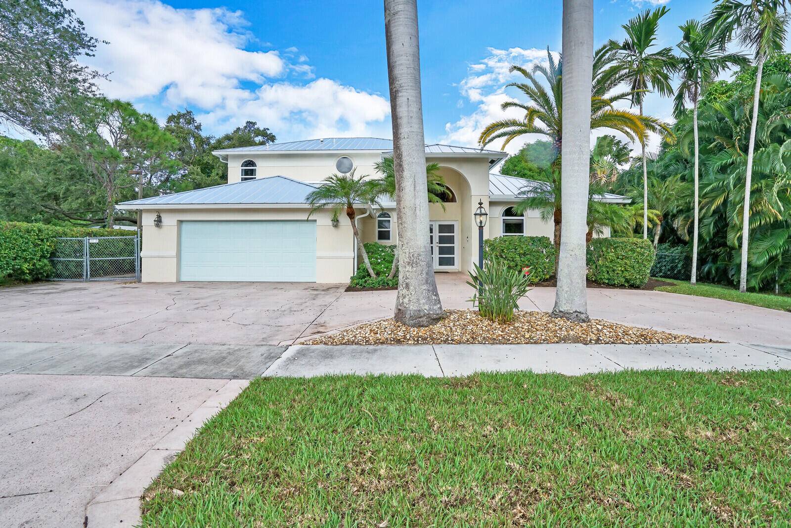 1311 NW 2nd CIR, Boca Raton, FL 33432