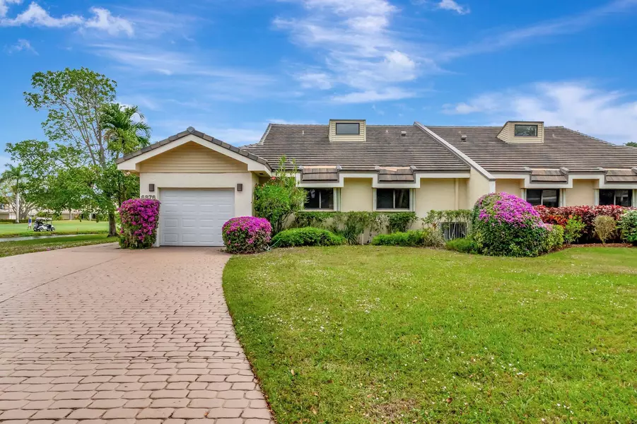 6876 Parisian WAY, Lake Worth, FL 33467