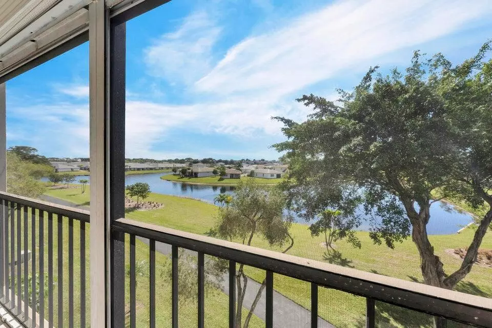 Delray Beach, FL 33446,14476 Amberly LN 308