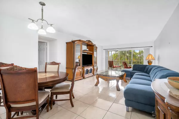 Pompano Beach, FL 33069,2800 N Palm Aire DR 309