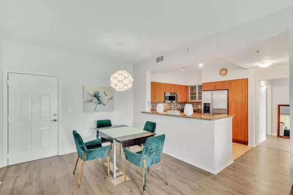 Boca Raton, FL 33432,233 S Federal Hwy HWY 425