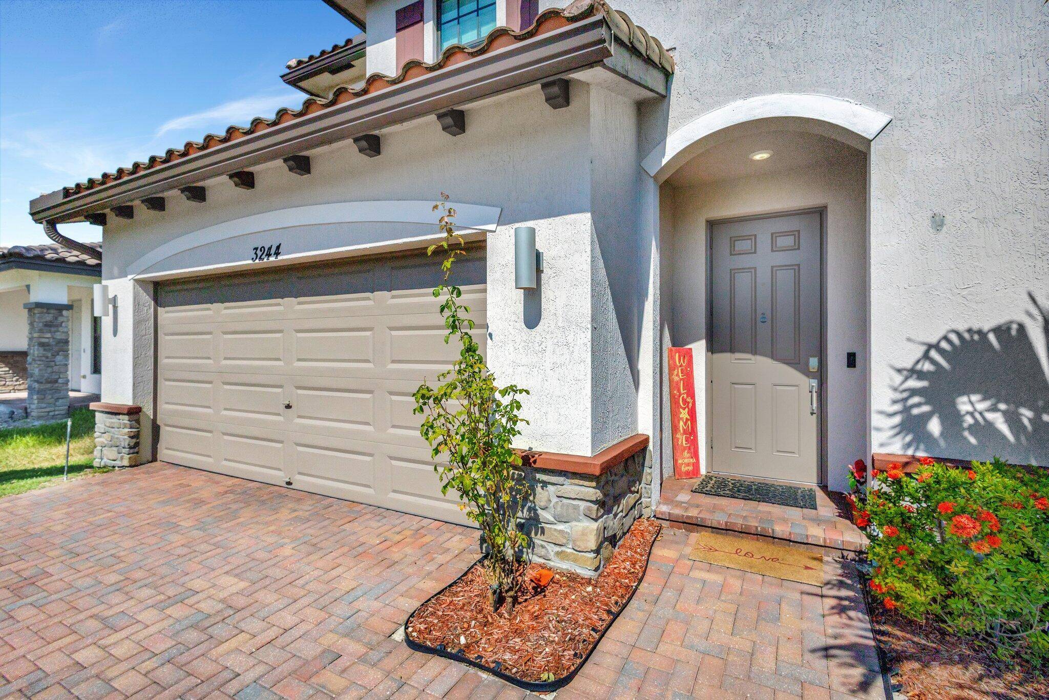 Royal Palm Beach, FL 33411,3244 Dunning DR
