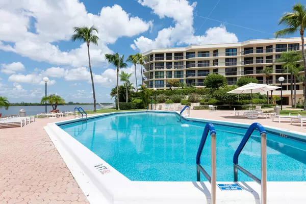 Palm Beach, FL 33480,2778 S Ocean BLVD 306s
