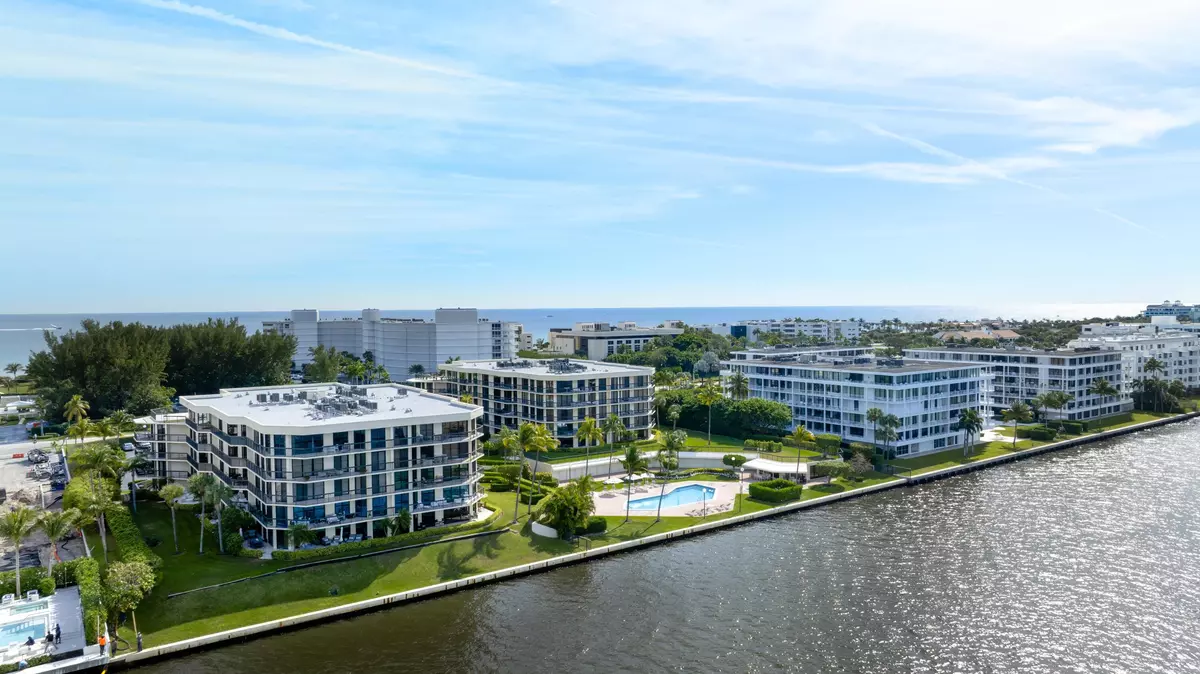Palm Beach, FL 33480,2778 S Ocean BLVD 306s