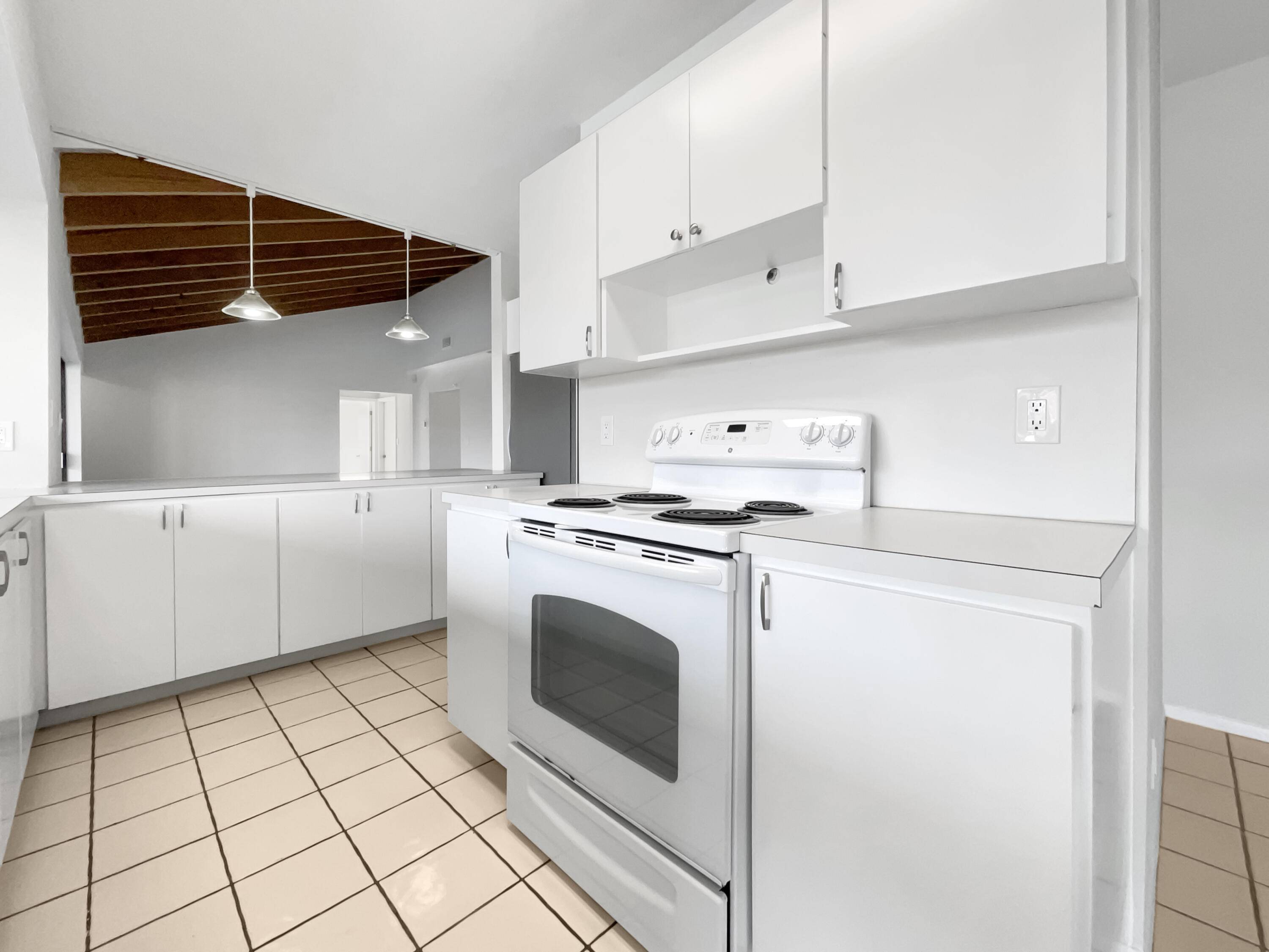 Coral Springs, FL 33071,9243 NW 13th PL