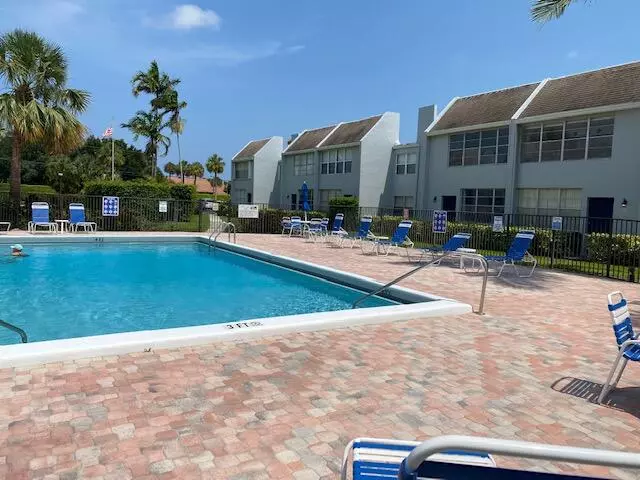 Delray Beach, FL 33445,2860 SW 22nd AVE 4070