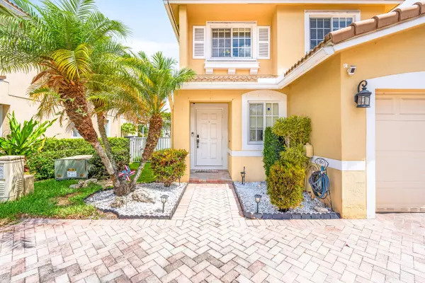 Tamarac, FL 33321,9119 Chambers ST