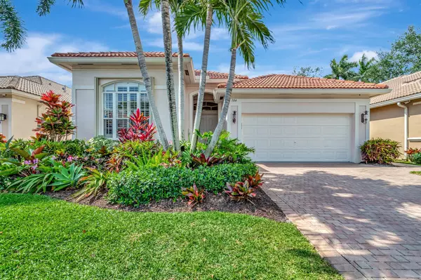 Atlantis, FL 33462,104 Palm CIR