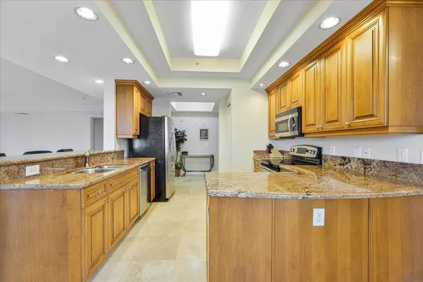 Pompano Beach, FL 33062,1395 S Ocean BLVD 3d