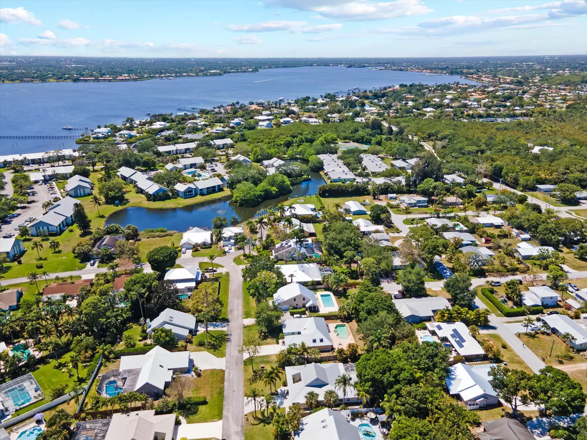 Stuart, FL 34994,1923 NW 22nd ST