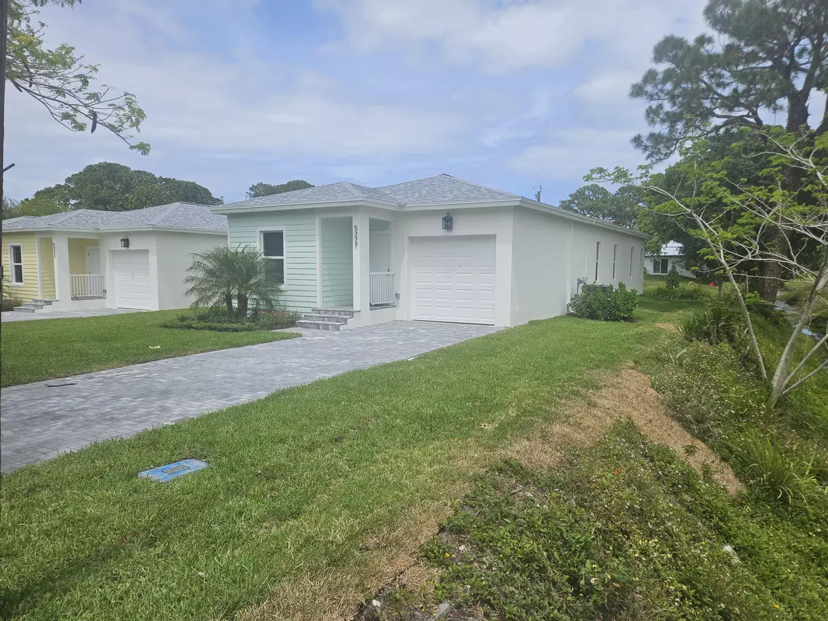 Stuart, FL 34997,5227 SE Isabelita AVE