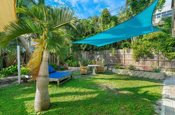 Delray Beach, FL 33483,300 SE 7th AVE