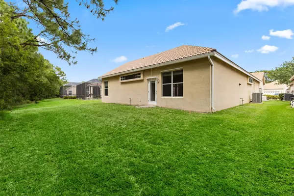 Port Saint Lucie, FL 34986,731 SW Great Exuma CV