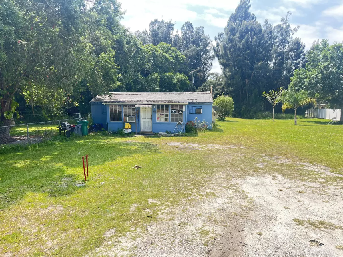 Fort Pierce, FL 34982