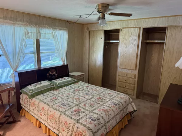 Hobe Sound, FL 33455,8053 SE Patriot AVE