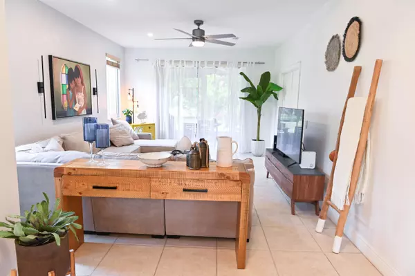 Boca Raton, FL 33433,6788 Via Regina
