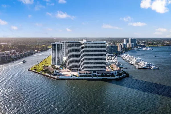 North Palm Beach, FL 33408,100 Lakeshore DR 1557