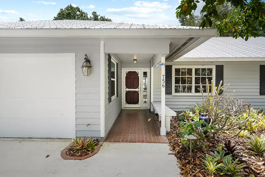 756 SW Rustic CIR, Stuart, FL 34997