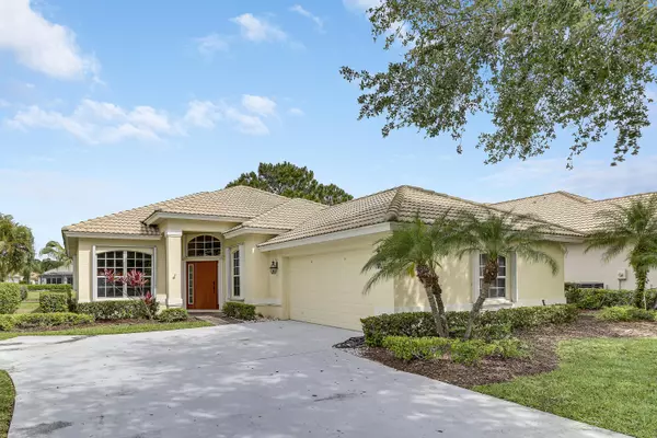8513 Belfry PL, Port Saint Lucie, FL 34986