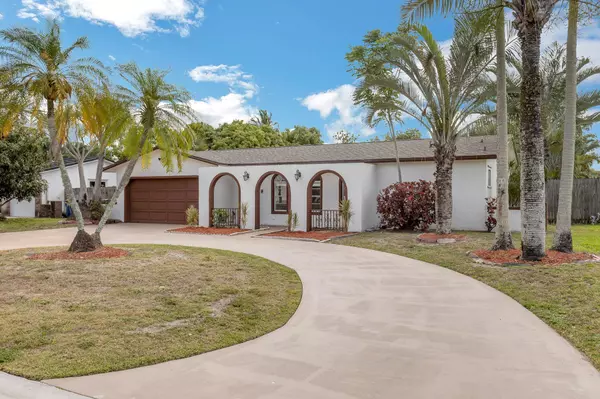 Royal Palm Beach, FL 33411,326 Sandpiper AVE