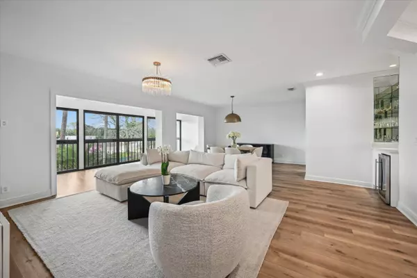 11223 Pond View DR A203, Wellington, FL 33414