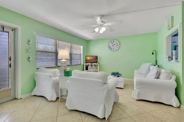 West Palm Beach, FL 33417,107 E Sheffield