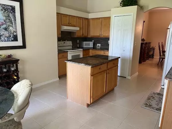 Port Saint Lucie, FL 34984,2861 SE Eagle DR