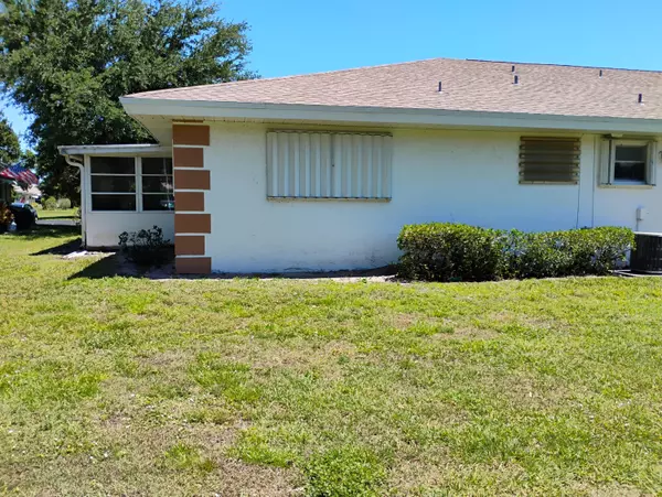 Fort Pierce, FL 34982,131 Lakes End DR D