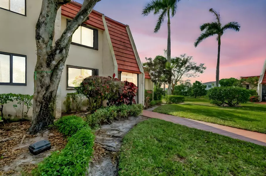 4379 Trevi CT, Lake Worth, FL 33467