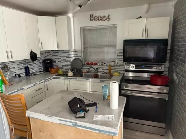 Lake Worth Beach, FL 33460,1126 S L ST