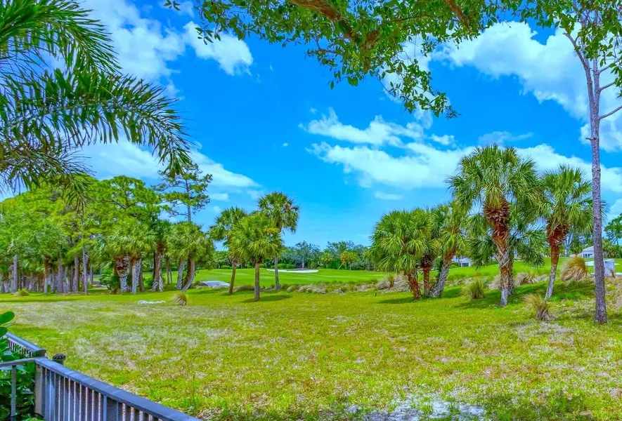 128 Viera DR, Palm Beach Gardens, FL 33418
