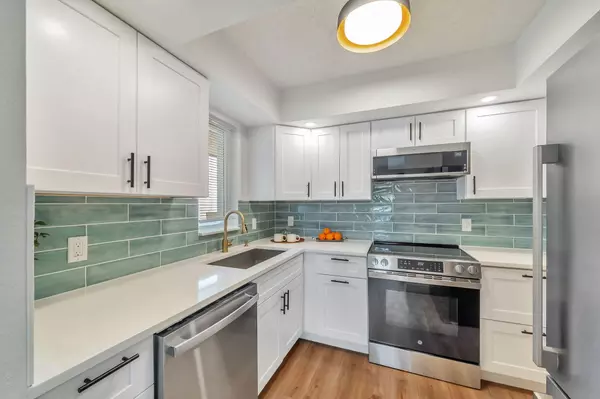 1602 SE Green Acres CIR U204, Port Saint Lucie, FL 34952