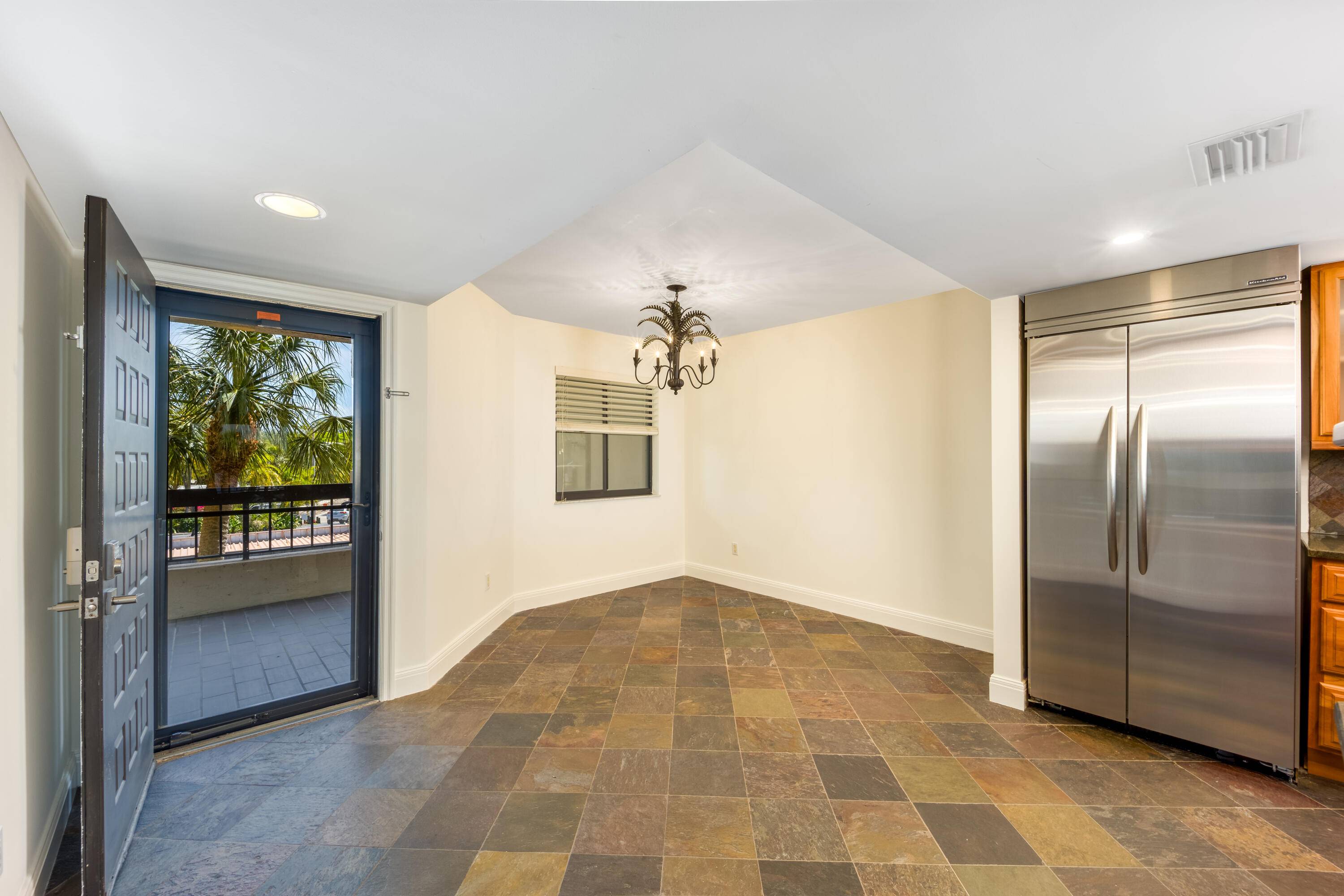 Stuart, FL 34994,625 NW North River DR 303
