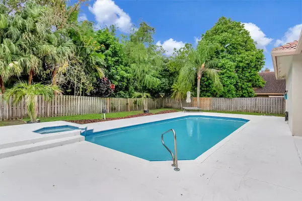 Wellington, FL 33414,13645 Folkestone CT