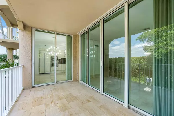Highland Beach, FL 33487,3720 S Ocean BLVD 101b
