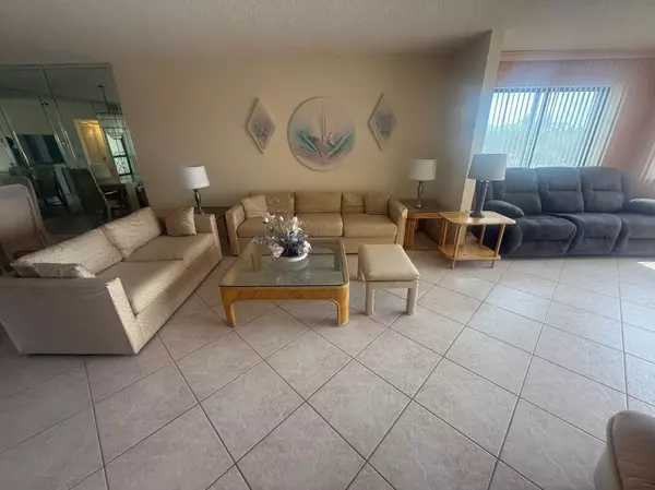 Lake Worth, FL 33467,7770 Tahiti LN 501