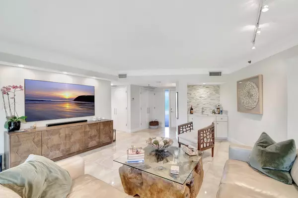 Lake Worth, FL 33467,5279 S Fountains DR 304